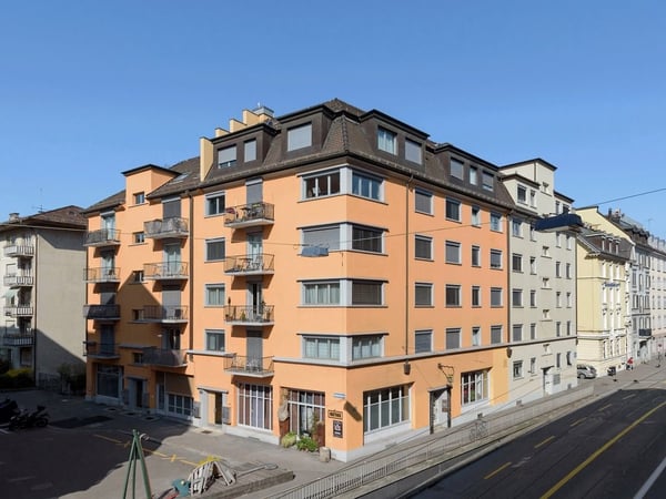 Charmante 4-5-Zimmerwohnung im Kreis 3 8