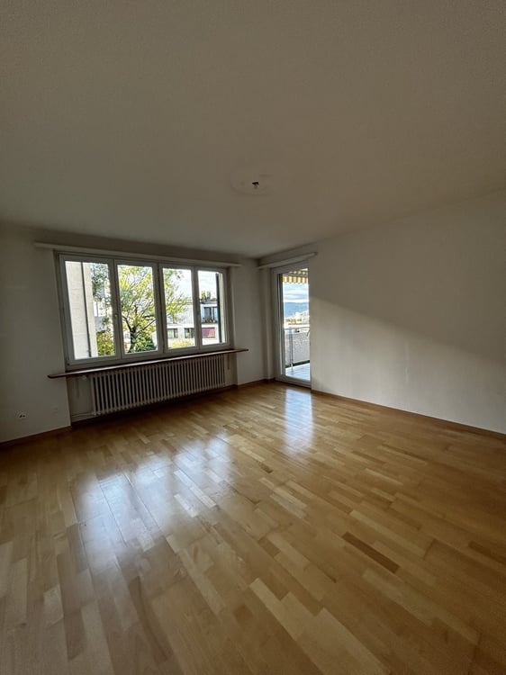 sonnige 3.5 Zimmerwohnung in Höngg 3