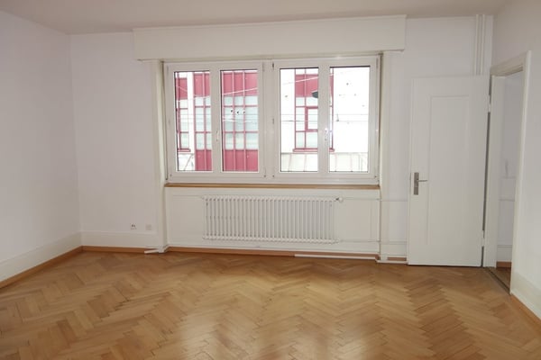 Befristete charmante Wohnung unmittelbar beim Bahnhof Zürich-Oerlikon 4