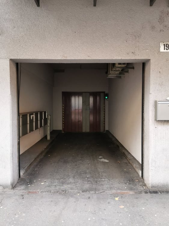 Einstellplatz in Tiefgarage zu vermieten 2