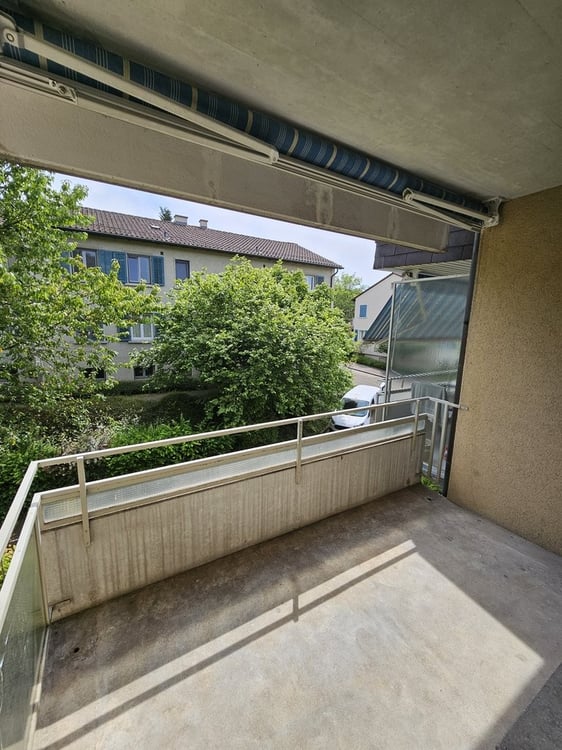 Sanierte Wohnung im Herzen von Zürich-Affoltern 9