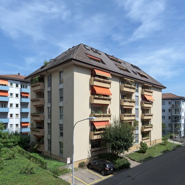 Dach-Maisonette-Wohnung in Zürich-Oerlikon 1