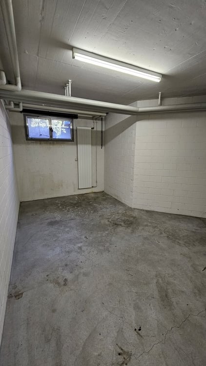 Bastelraum an der Grenze Affoltern/Oerlikon 3