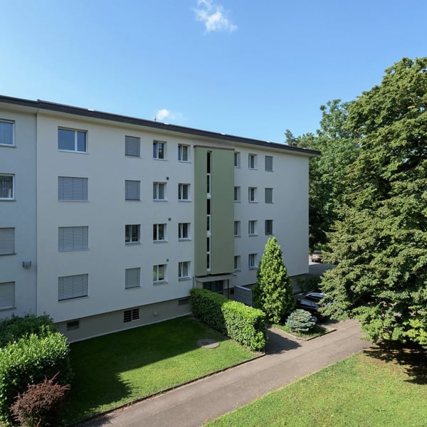 Ruhige Wohnlage im Grünen / Nähe Glattzentrum 1
