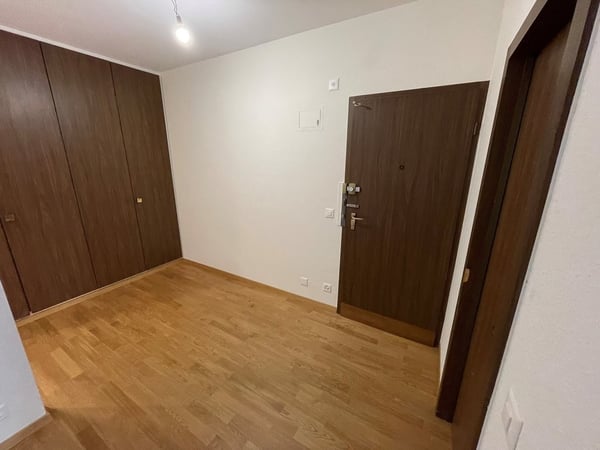 Jonction - Proche quartier des Banques 5