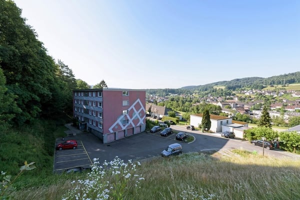 Aussenparkplatz in Freienstein