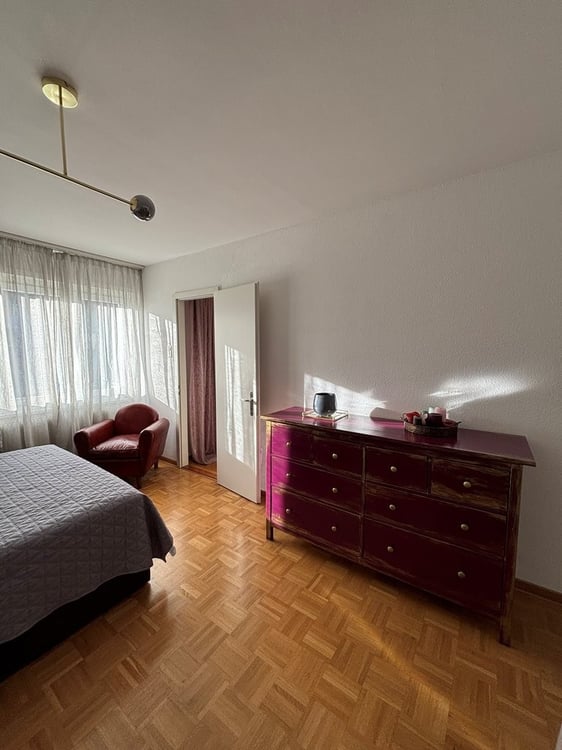 Ruhige Lage, nahe Stauffacher 7