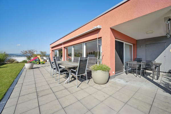 Exklusive Attikawohnung mit einzigartiger Ruhe und Weitsicht 3