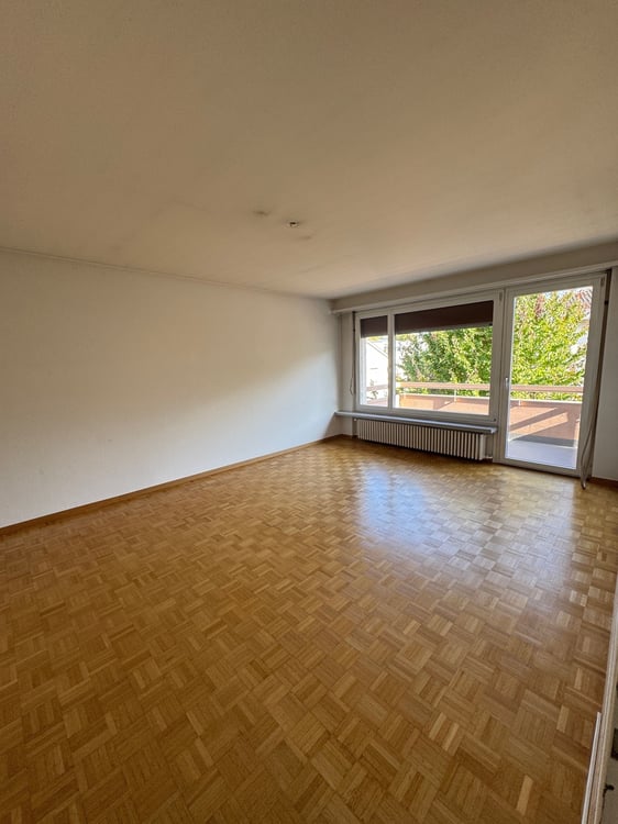 BEFRISTET: Charmante 1-Zimmer-Wohnung mit Balkon in Zürich-Albisrieden 1