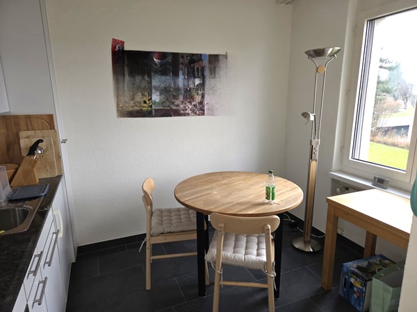 gemütliche und moderne 2.5-Zimmerwohnung mit Balkon 3