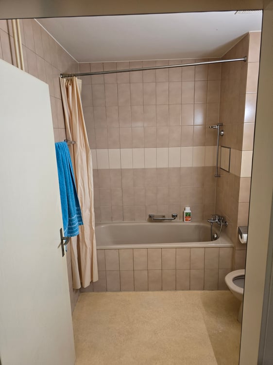 gut gelegene 3.5-Zimmerwohnung im 1. OG 2
