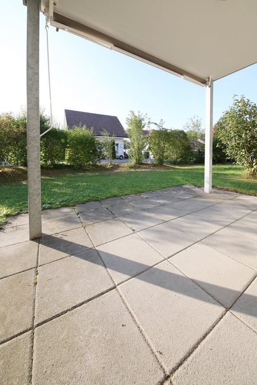 Grosszügige und elegante 1.5 Zimmerwohnung mit eigenem Gartensitzplatz (30m2) 12