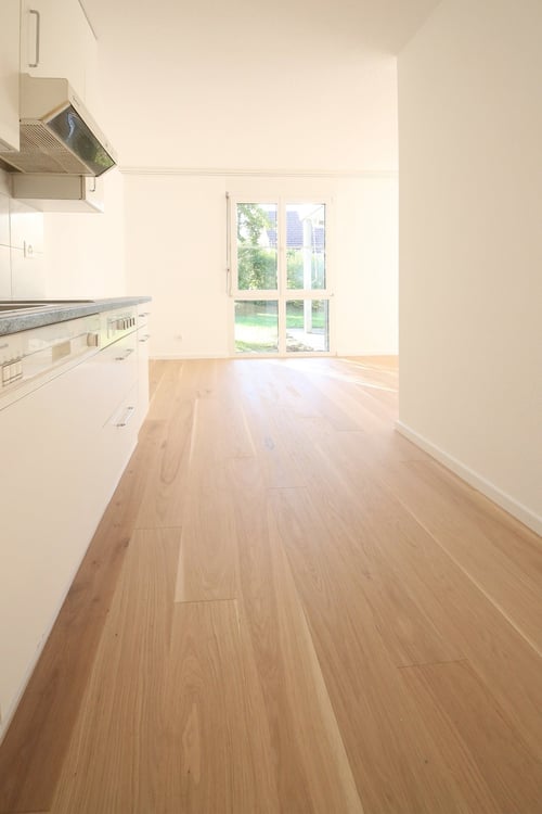 Grosszügige und elegante 1.5 Zimmerwohnung mit eigenem Gartensitzplatz (30m2) 8