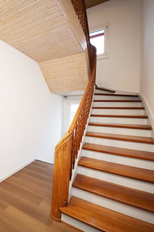 Gepflegtes Einfamilienhaus an zenraler Lage mit grossem Garten in Urdorf 7