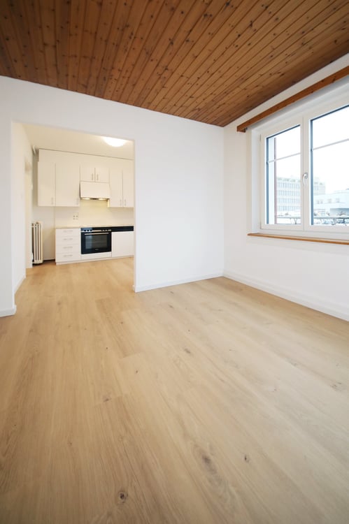 Gepflegtes Einfamilienhaus an zenraler Lage mit grossem Garten in Urdorf 3