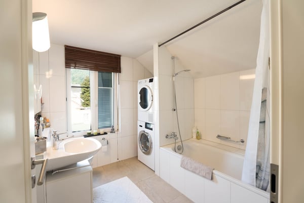 Charmante 3-Zimmer-Dachwohnung in Adliswil 7