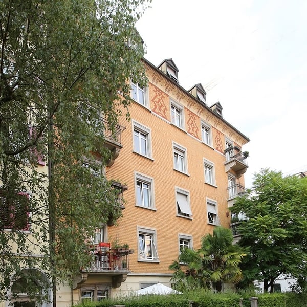 Charmante 3.5-Zimmer / Altbauwohnung mit 2 Balkonen, ruhiger Lage, Wiedikon 15