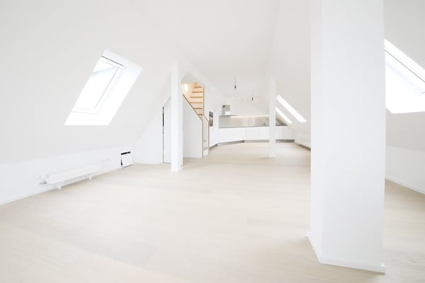 Top 3 1/2-Zimmer-Maisonette-Dachwohnung (115 m2) mit 2 Terrassen, Stauffacher 1