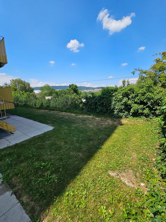 Exklusive 4.5-Zimmerwohnung mit Gartensitzplatz und Weitsicht 12