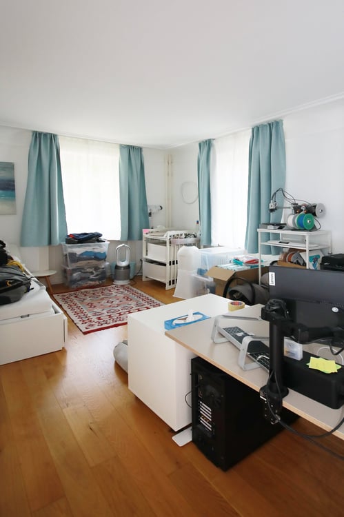 Charmante 3.5-Zimmer-Altbauwohnung mit Balkon an zentraler Lage in Zürich 8006 3