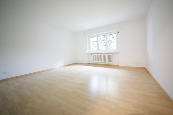 Gepflegte 3-Zimmer-Wohnung mit grossem Balkon Blick ins Grüne 4