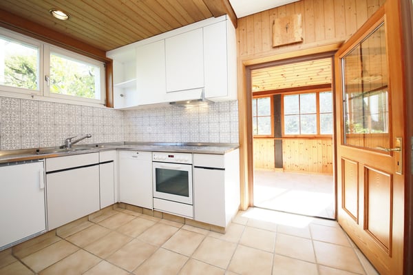 Charmantes 5 1/2-Zimmer-Einfamilienhaus mit idyllischem Garten von 650 m2 3