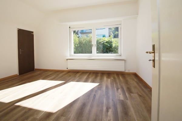 Charmantes 5 1/2-Zimmer-Einfamilienhaus mit idyllischem Garten von 650 m2 12