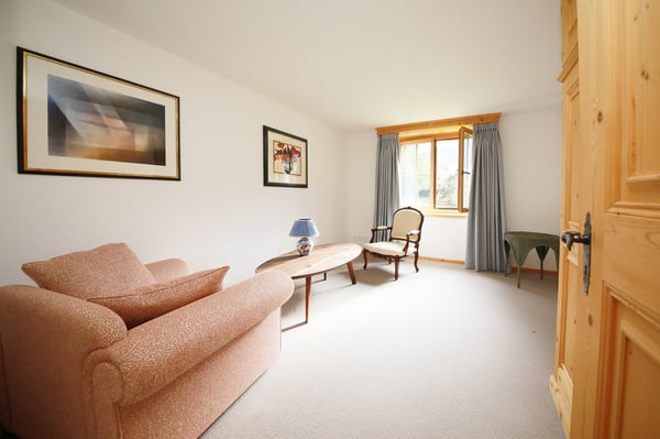 4.5-Zimmer-Top-Wohnung (140 m2) in charmantem Chalet mit Sauna - Klosters Platz 14