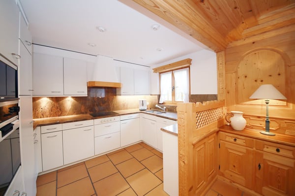 3.5-Zimmer-Top-Wohnung (115 m2) in charmantem Chalet mit Sauna - Klosters Platz 13