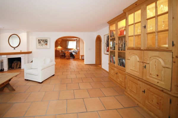 3.5-Zimmer-Top-Wohnung (115 m2) in charmantem Chalet mit Sauna - Klosters Platz 7