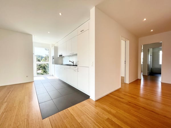 Moderne 3.5-Zimmerwohnung-Gartenwohnung 91m2 an zentraler Lage 8