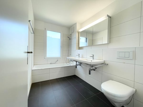 Moderne 3.5-Zimmerwohnung-Gartenwohnung 91m2 an zentraler Lage 4