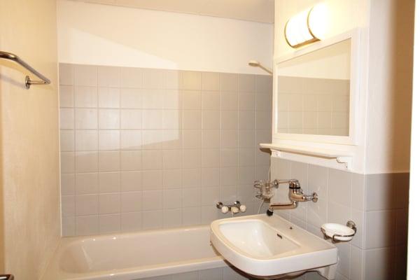 2.5-Zimmerwohnung 35m2 nähe St. Johanns-Park mit Lift 3