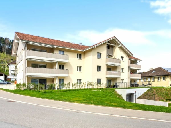 Zu verkaufen an der Bleichelistr. 5 im Bühler, bei Teufen: 1.5 Zimmer Erstbezugswohnung mit grosszügiger Einteilung im 1.OG. 1