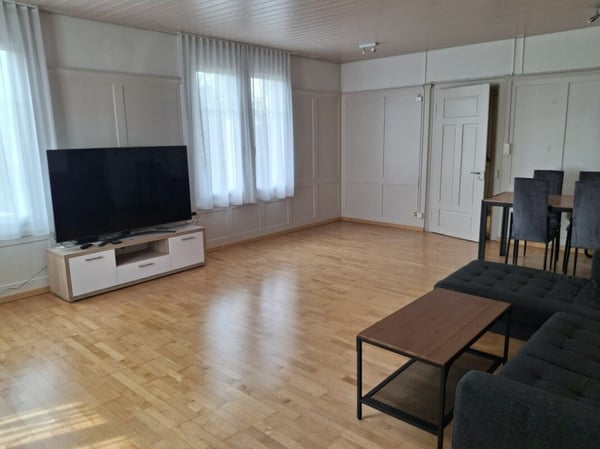 3 Zi.-Wohnung, nähe Bahnhof Weinfelden ! 2