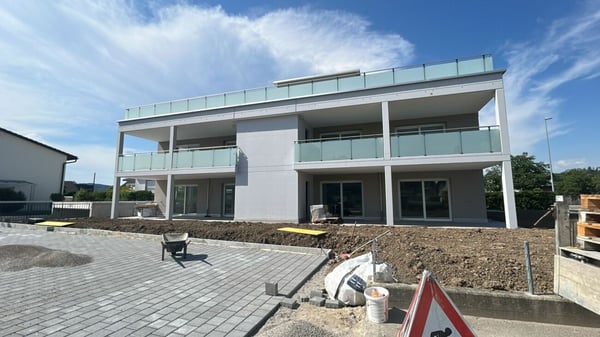 Zu vermieten 4½ Zi.-Erstbezugswohnung an der Käsernstrasse 9 in 8355 Aadorf 3
