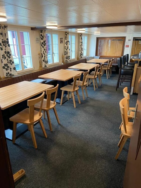 Zu verkaufen oder zu vermietenvoll vermietetes Wohnhaus mit Restaurant im Zentrum von Herisau ! 4