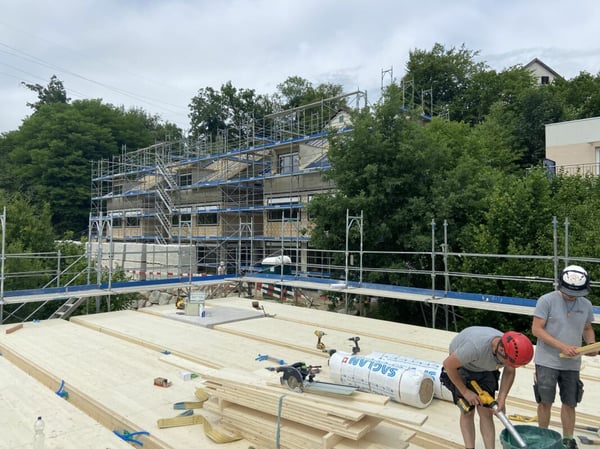 4 1/2-Zimmer-Wohnung im OG mit grossem Balkon 7