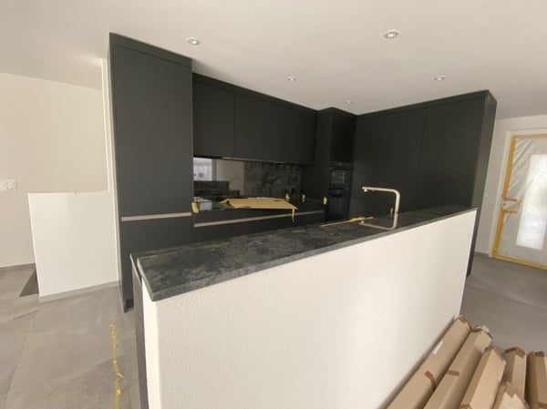 6 1/2-Zimmer-Doppeleinfamilienhaus mit nutzbarer Landfläche 5