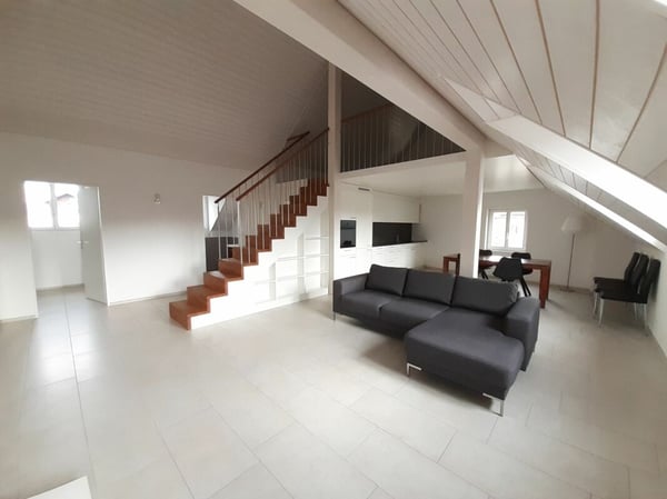 2 1/2 Zimmer-Dachwohnung mit Galerie 3