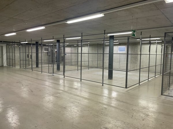 Gewerbe- und Lagergebäude GB8 UG 10