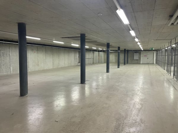 Gewerbe- und Lagergebäude GB8 UG 11