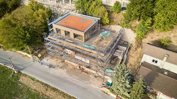 4 1/2-Zimmer-Wohnung im OG mit grossem Balkon 2