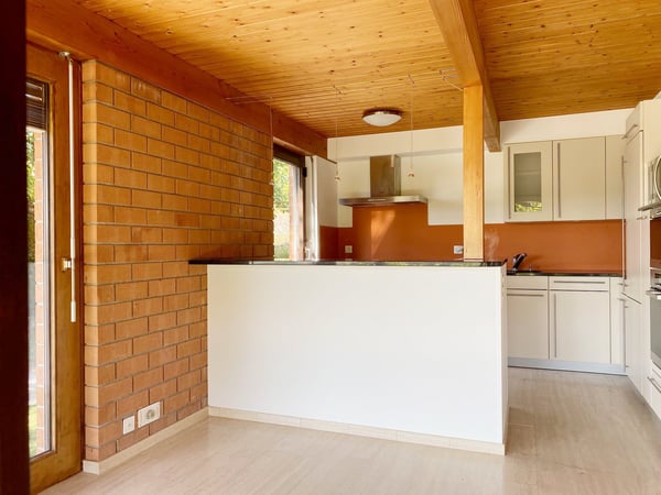 Freistehendes Einfamilienhaus mit spektakulärer Aussicht 3