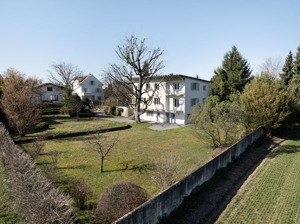 Grosszügiges Einfamilienhaus mit viel Grün und Privatsphäre 14