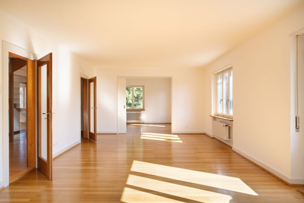 Grosszügiges Einfamilienhaus mit viel Grün und Privatsphäre 4