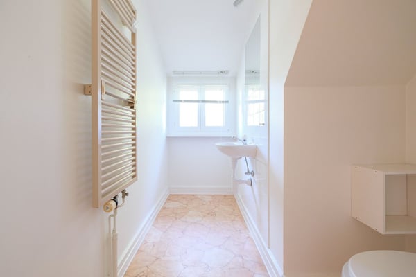 Viel Platz auf Zeit - 7.5-Zimmer-Haus mit grossem Garten in Bottmingen 10