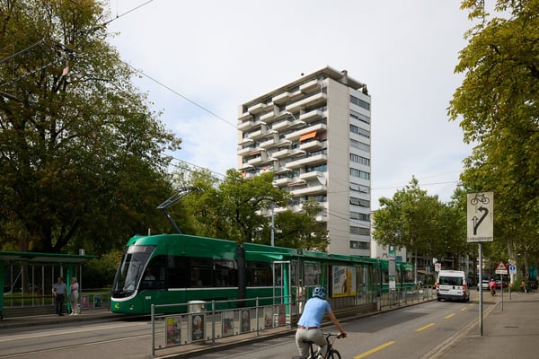 Zentral Wohnen - hoch über Basel und mit Weitblick über den Schützenmattpark