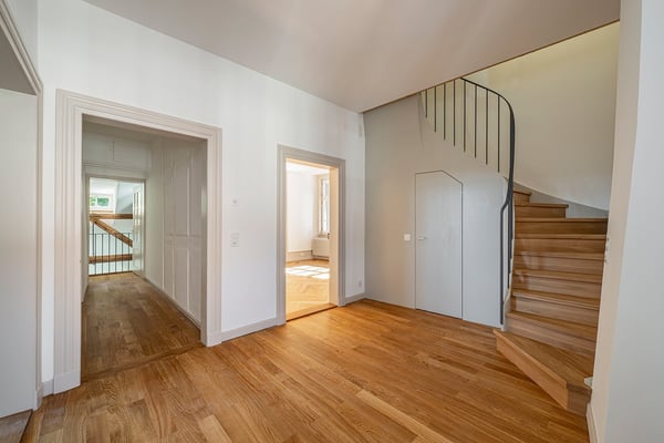 Ein Stück Basler Altstadtgeschichte - aussergewöhnliche Maisonette am Leonhardskirchplatz 4