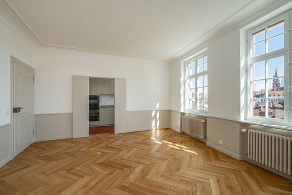 Ein Stück Basler Altstadtgeschichte - aussergewöhnliche Maisonette am Leonhardskirchplatz 5